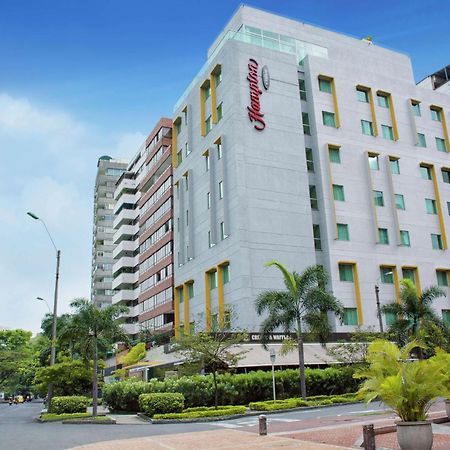 Hotel Hampton By Hilton Cali Exterior foto